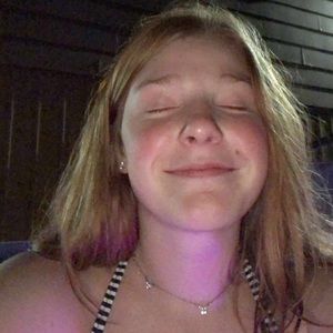 Meet your Posher, Alee